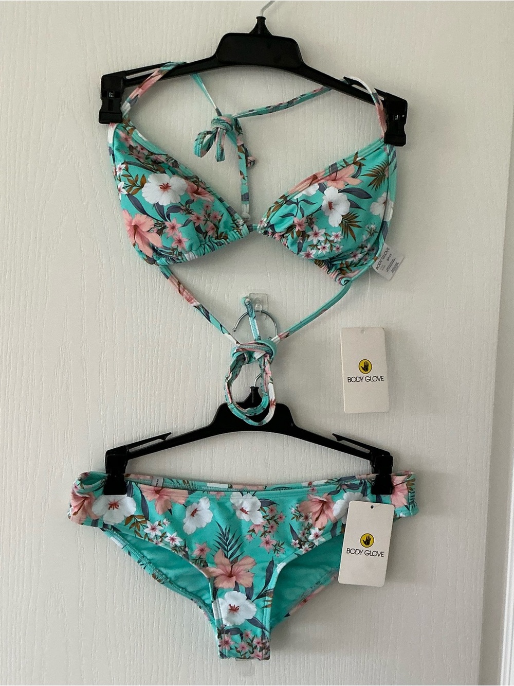 NWT Body Glove Pura Vida Collection Dita and Eclipse Surfrider Floral Bikini Set